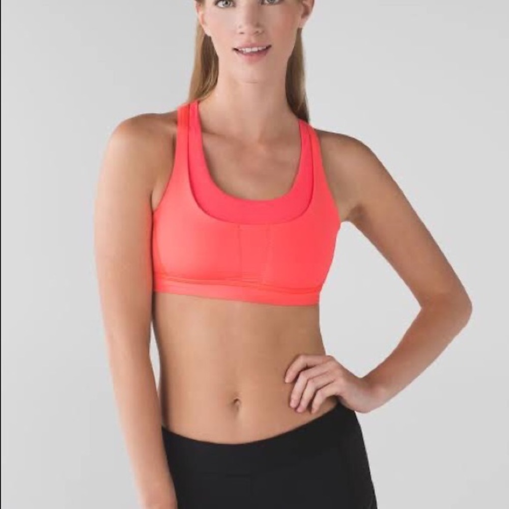 Lululemon sports bra